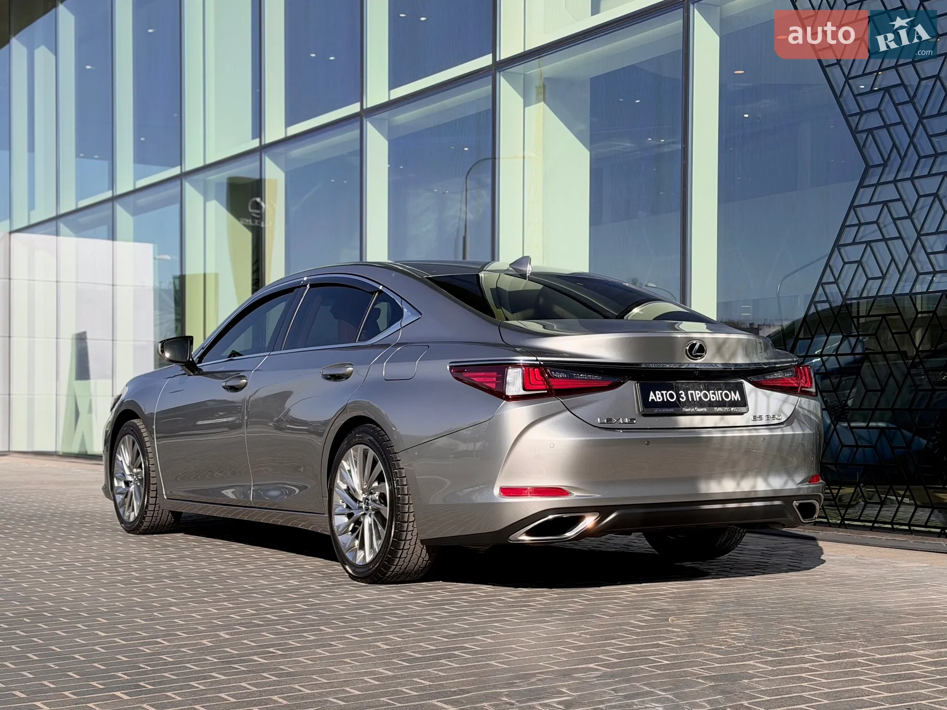 2021 Lexus ES - мініатюра 3
