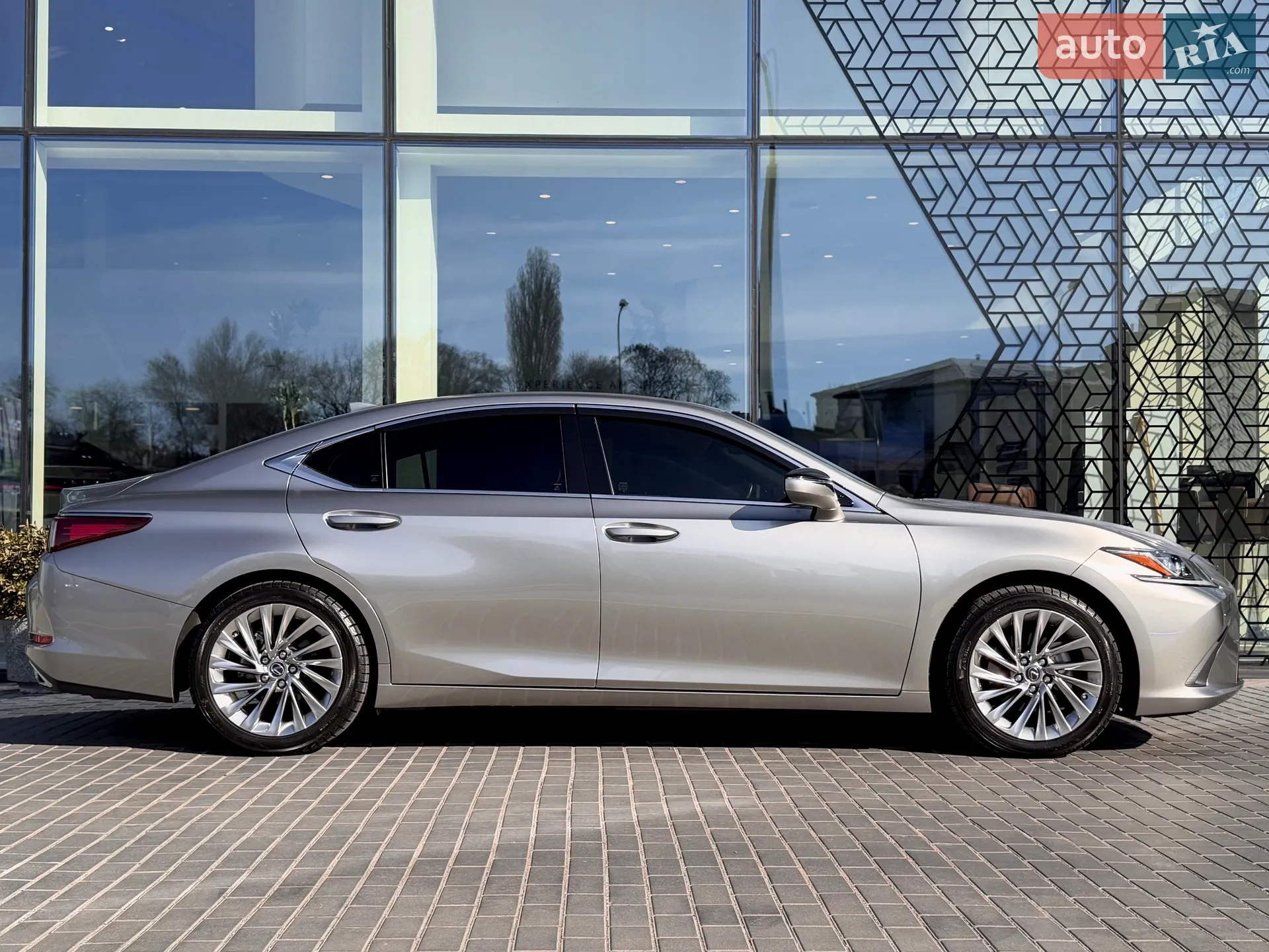 2021 Lexus ES - мініатюра 6