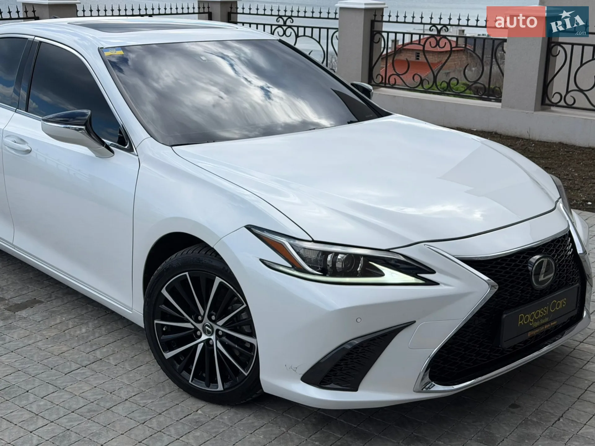 2022 Lexus ES - мініатюра 5