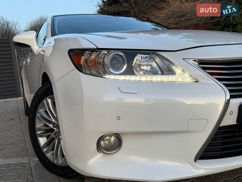 Lexus ES 2013