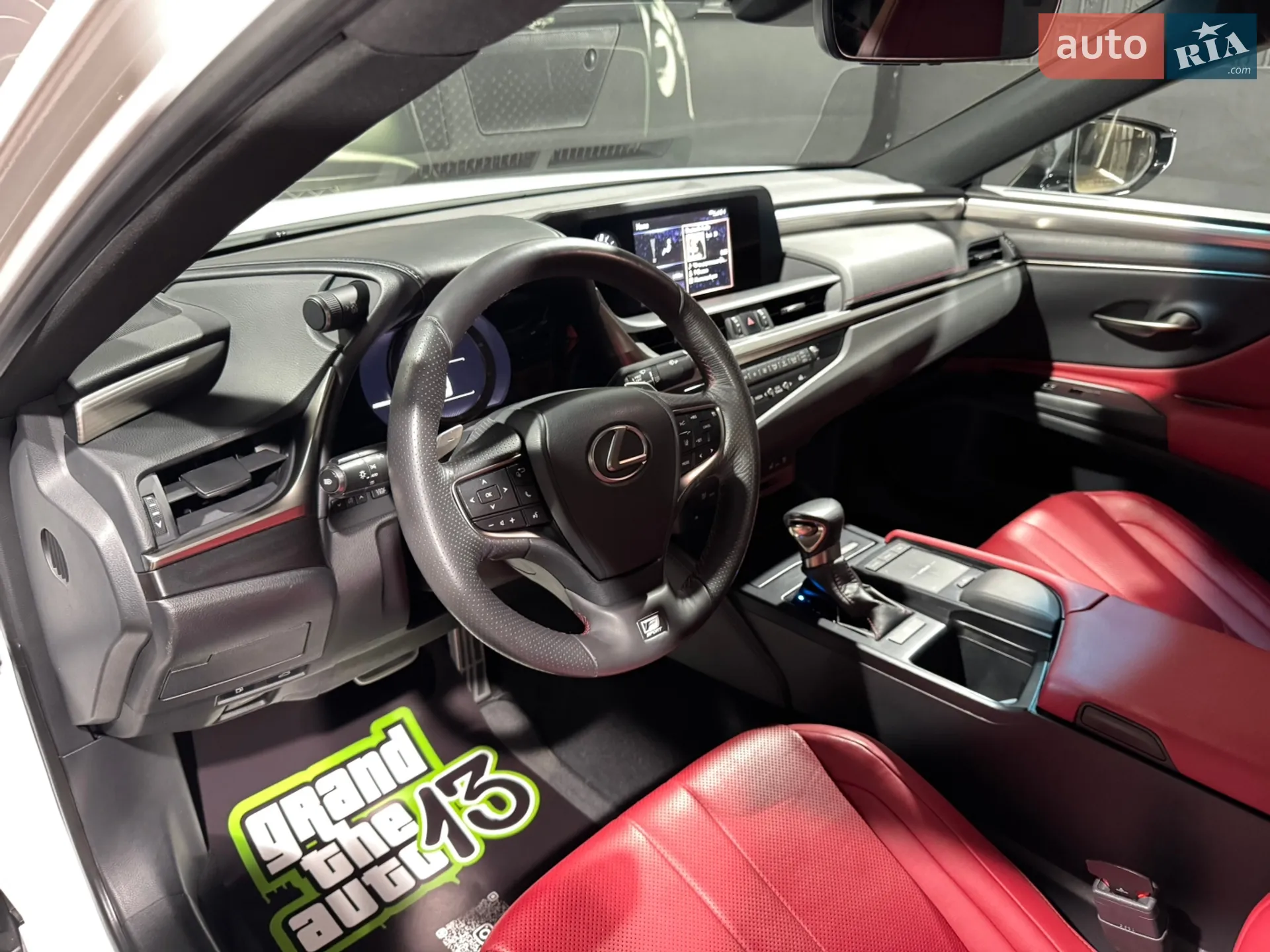 2018 Lexus ES - мініатюра 16