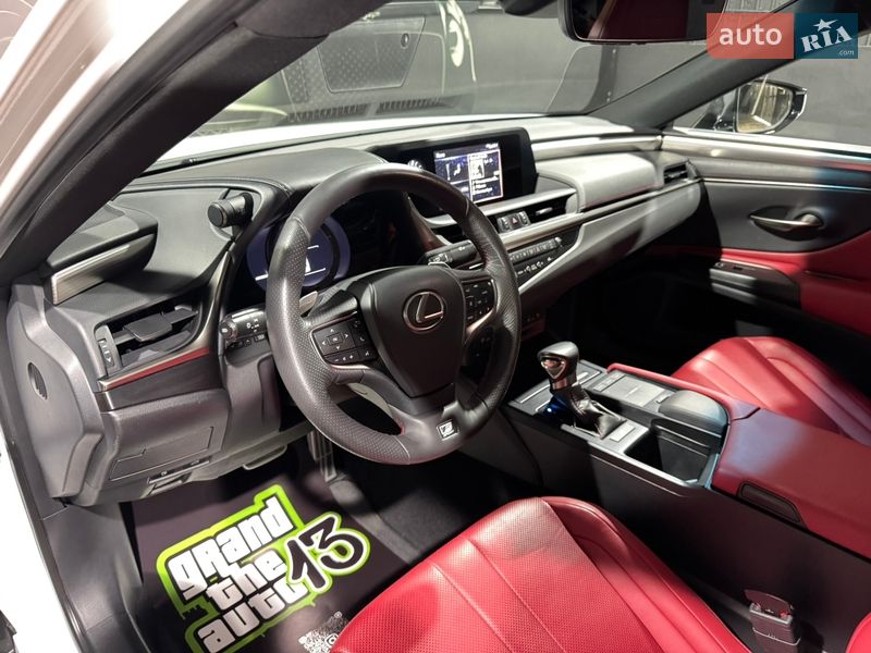 Седан Lexus ES 2018 в Одессе
