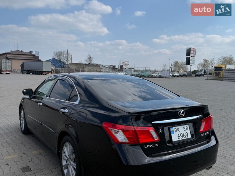 Седан Lexus ES 2008 в Сарнах