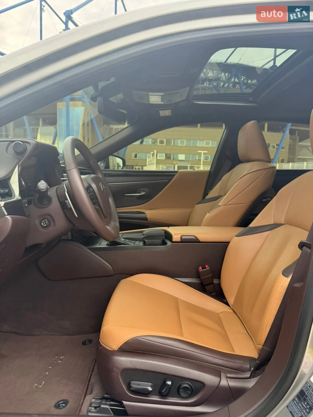2019 Lexus ES - мініатюра 16