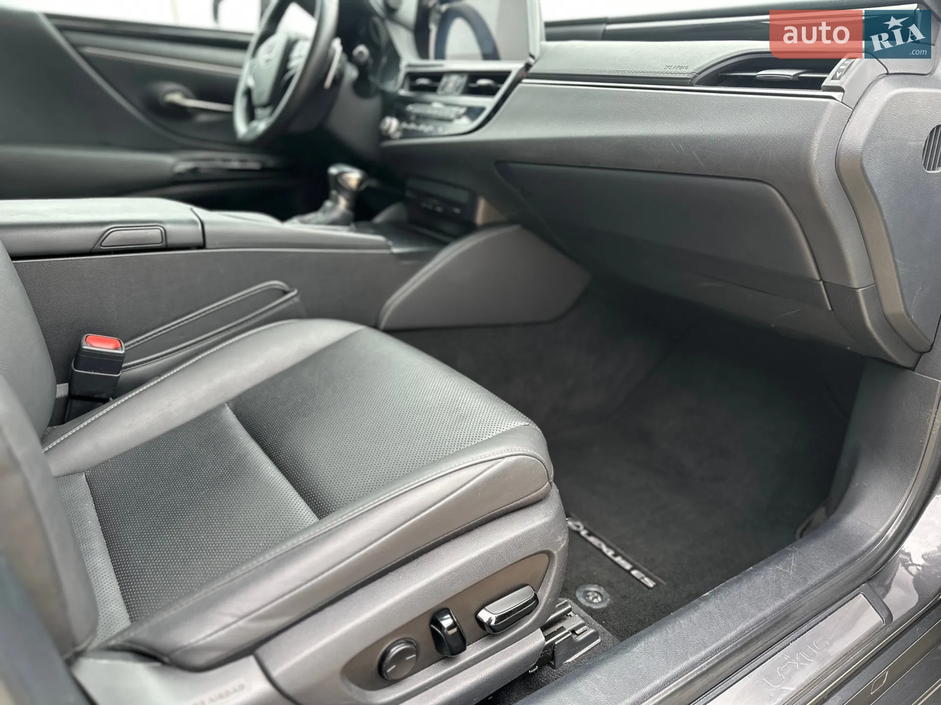 2022 Lexus ES - мініатюра 28