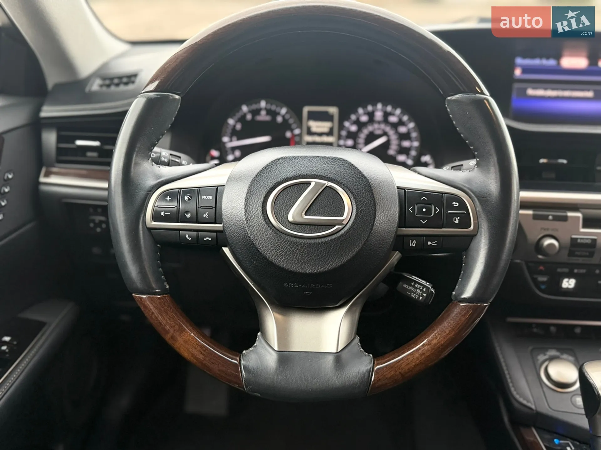 2016 Lexus ES - мініатюра 38
