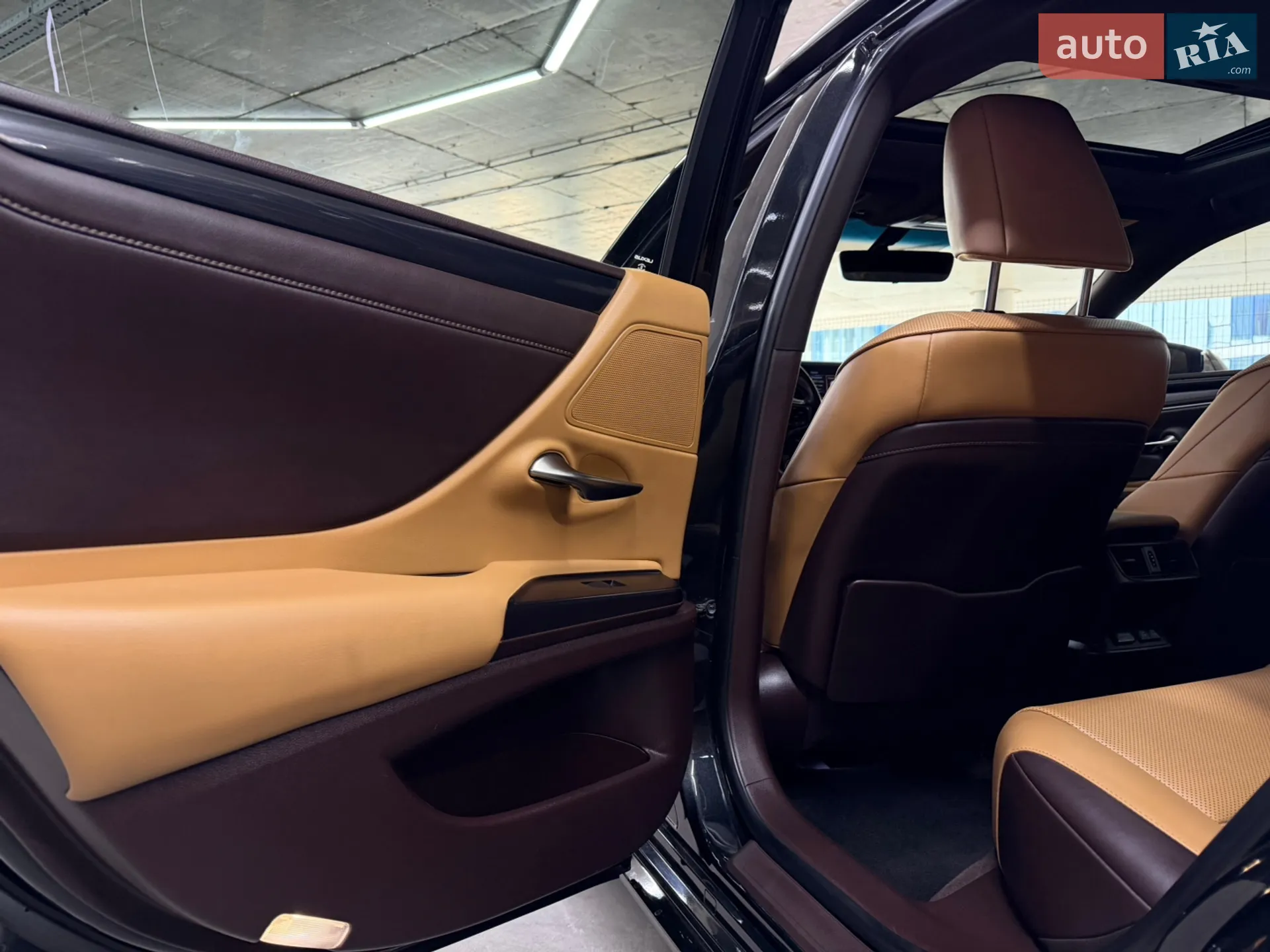 2018 Lexus ES - мініатюра 23
