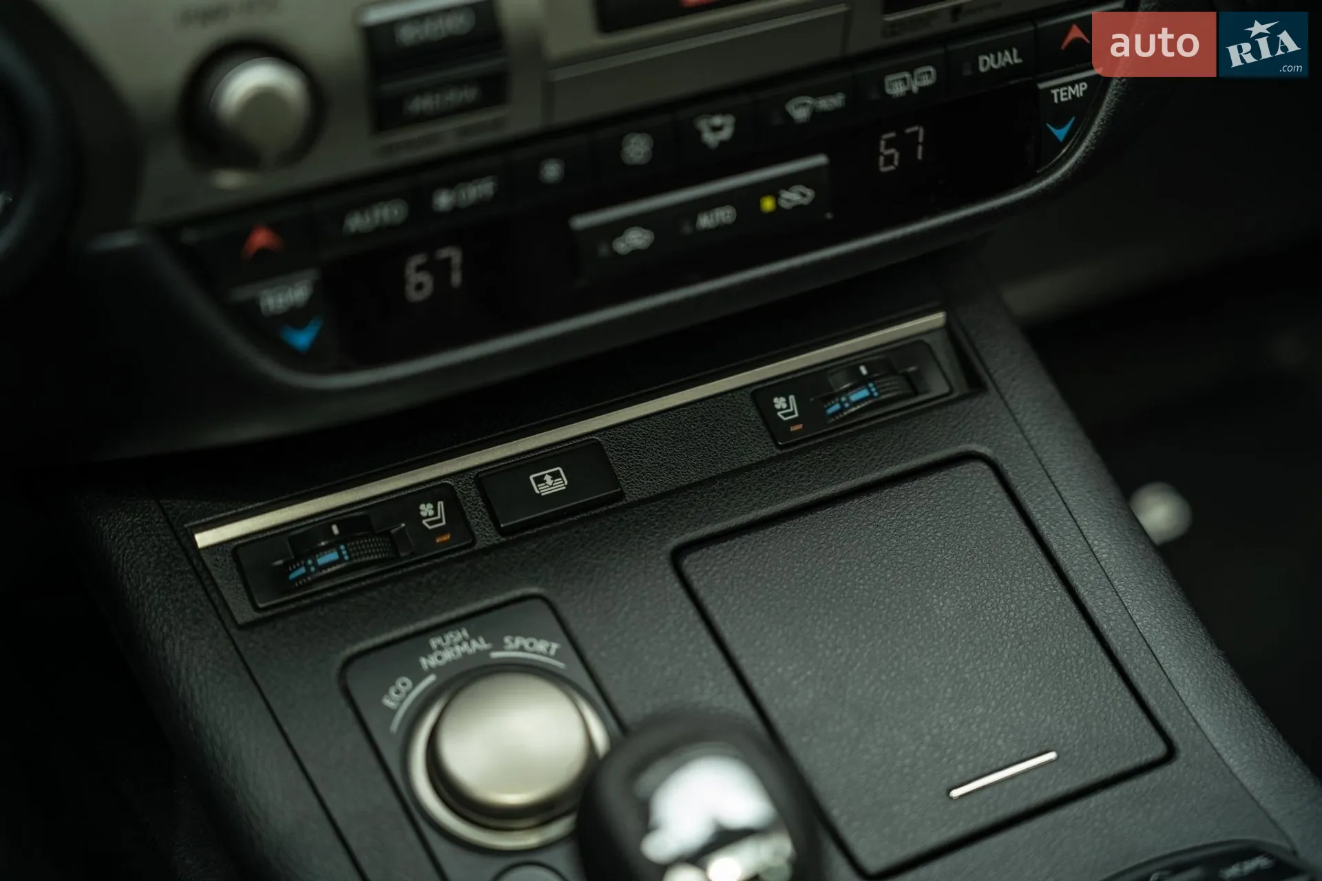 2014 Lexus ES - мініатюра 33