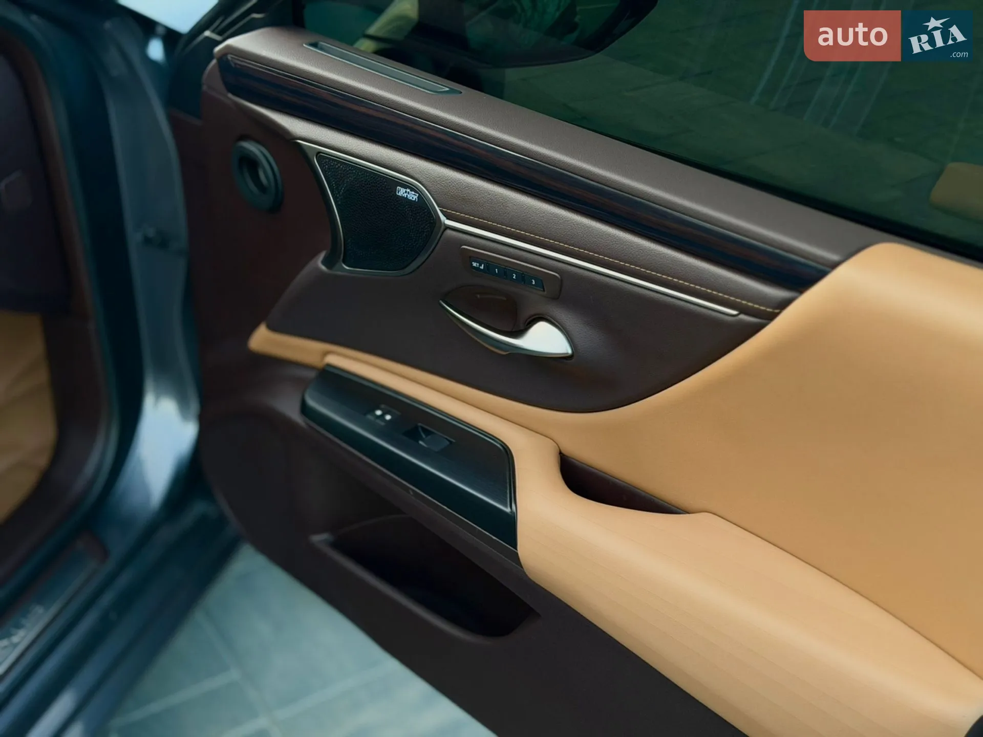 2020 Lexus ES - мініатюра 28