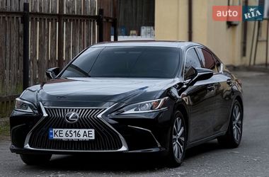 Седан Lexus ES 2019 в Новомосковську