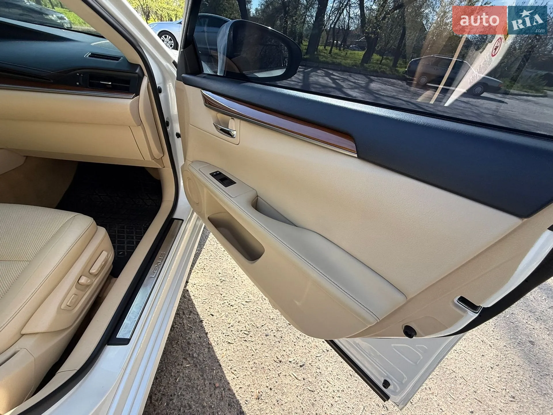 2013 Lexus ES - мініатюра 27