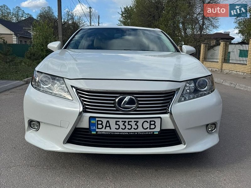 Lexus ES 2015