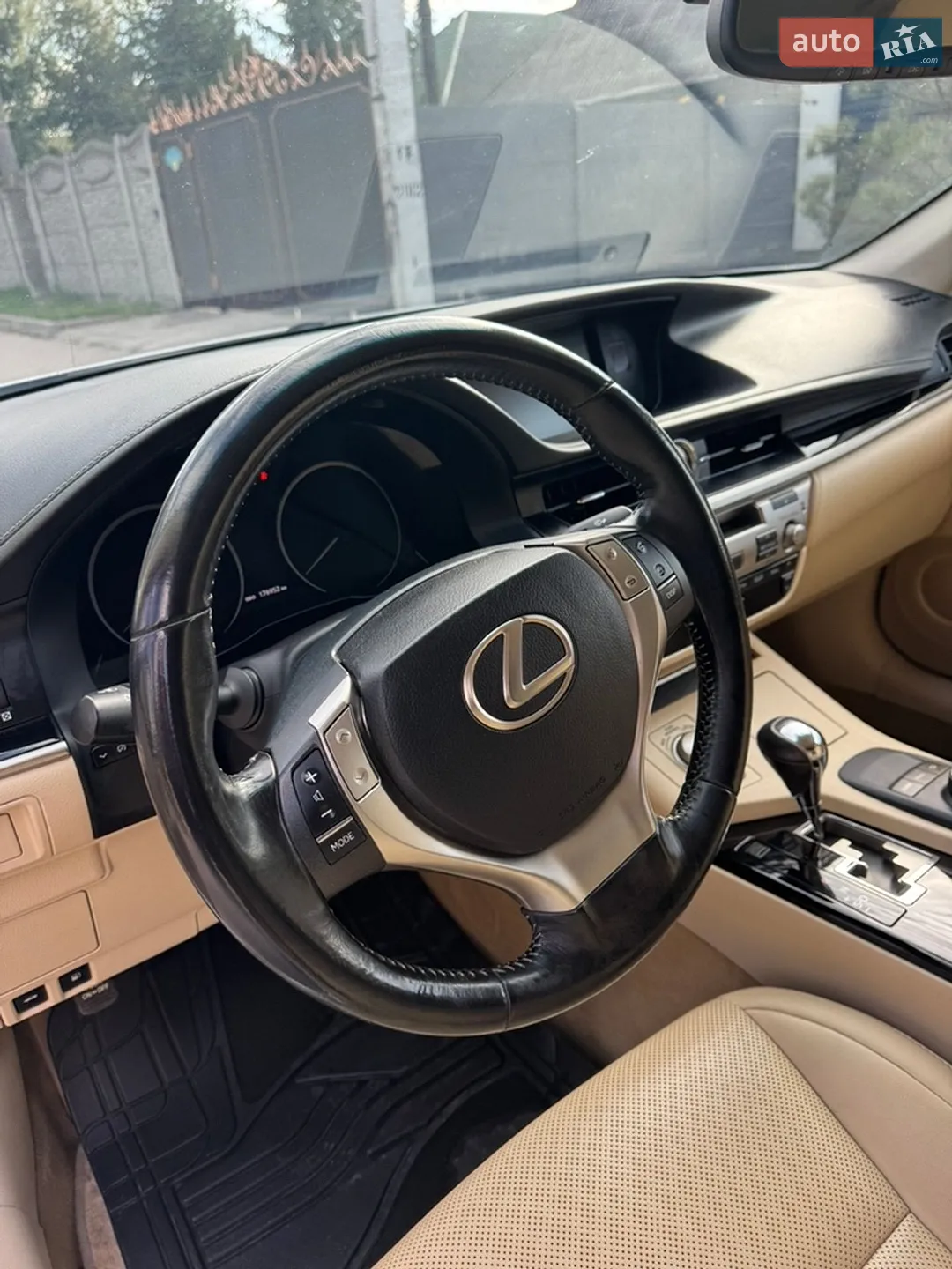 2015 Lexus ES - мініатюра 12