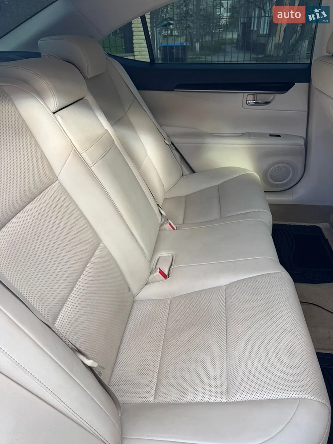 2015 Lexus ES - мініатюра 19