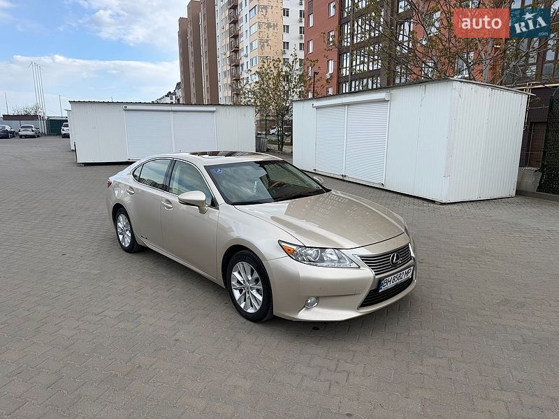 Седан Lexus ES 2015 в Одессе