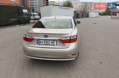 Седан Lexus ES 2015 в Одессе