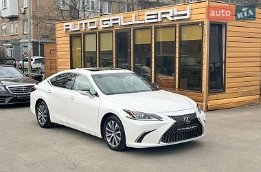 Седан Lexus ES 2021 в Києві