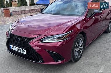 Седан Lexus ES 2022 в Киеве