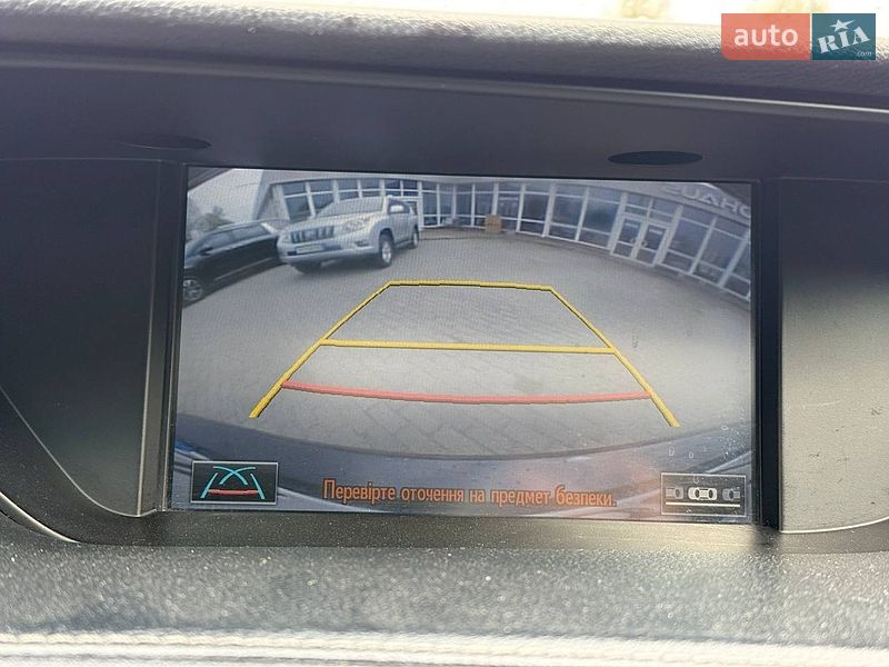 Седан Lexus ES 2015 в Житомирі