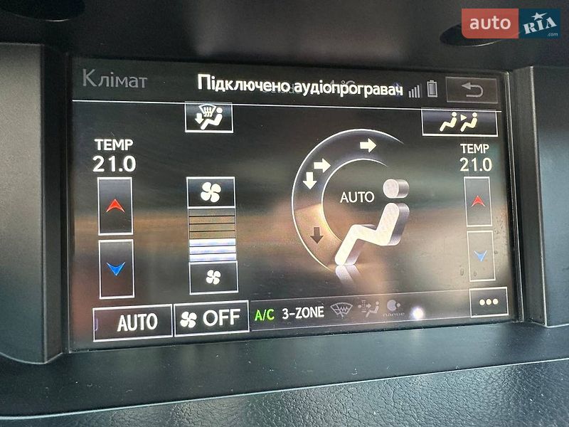 Седан Lexus ES 2015 в Житомирі