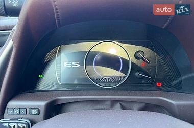 Седан Lexus ES 2018 в Дніпрі