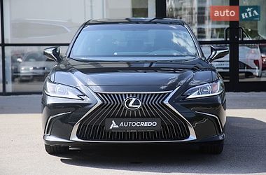 Седан Lexus ES 2018 в Харькове