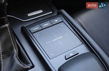 Седан Lexus ES 2018 в Харькове
