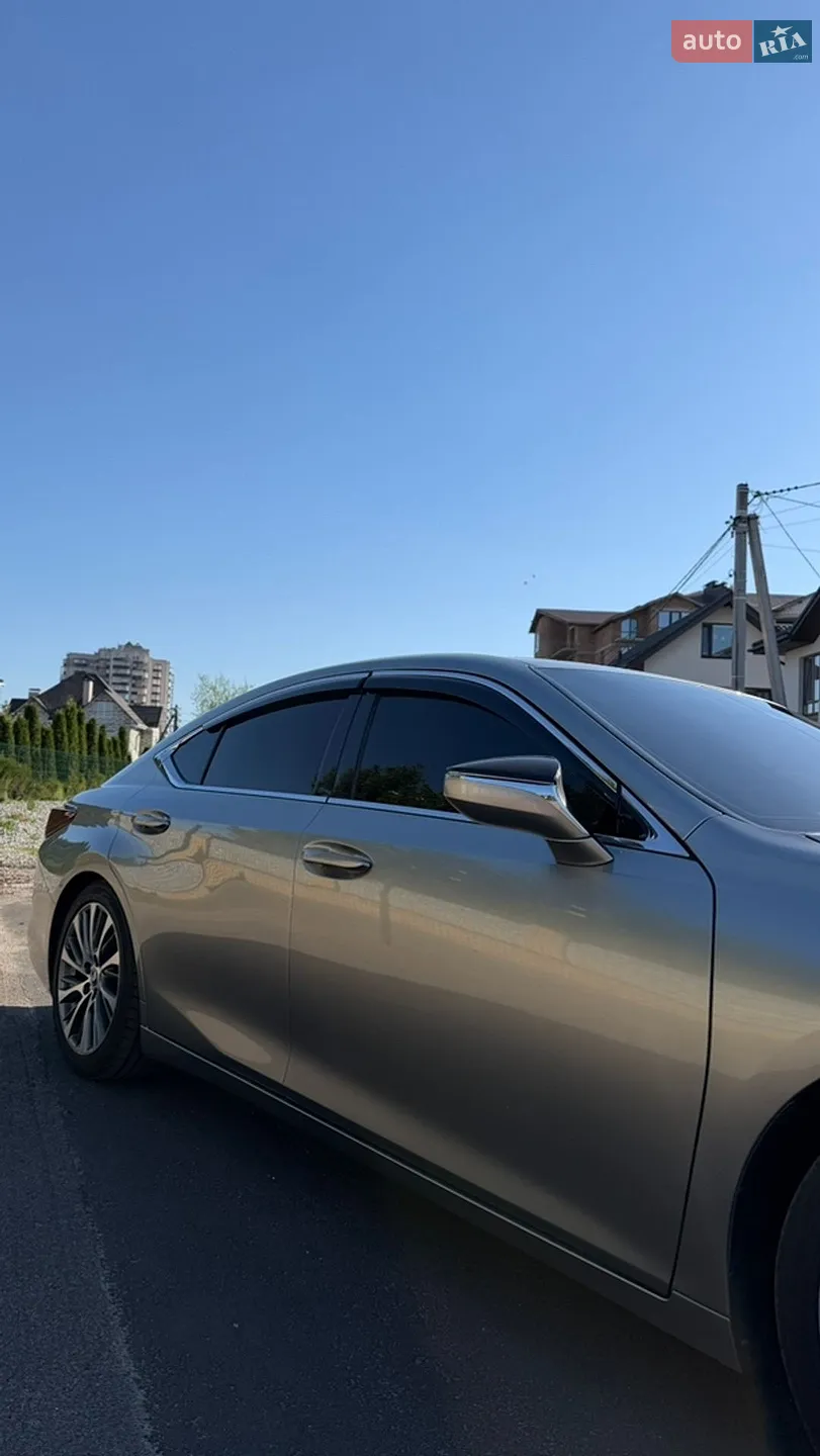 2020 Lexus ES - мініатюра 12
