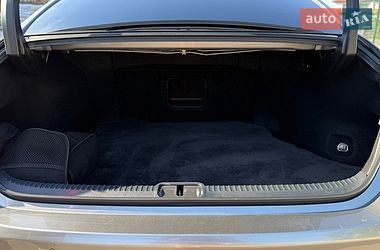 Седан Lexus ES 2020 в Киеве