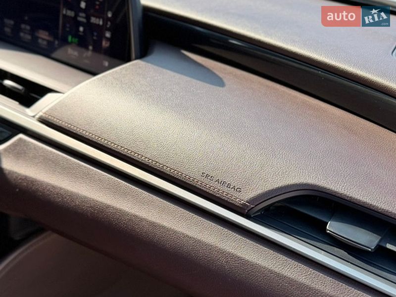 Седан Lexus ES 2020 в Киеве