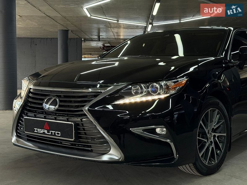 Седан Lexus ES 2018 в Одессе