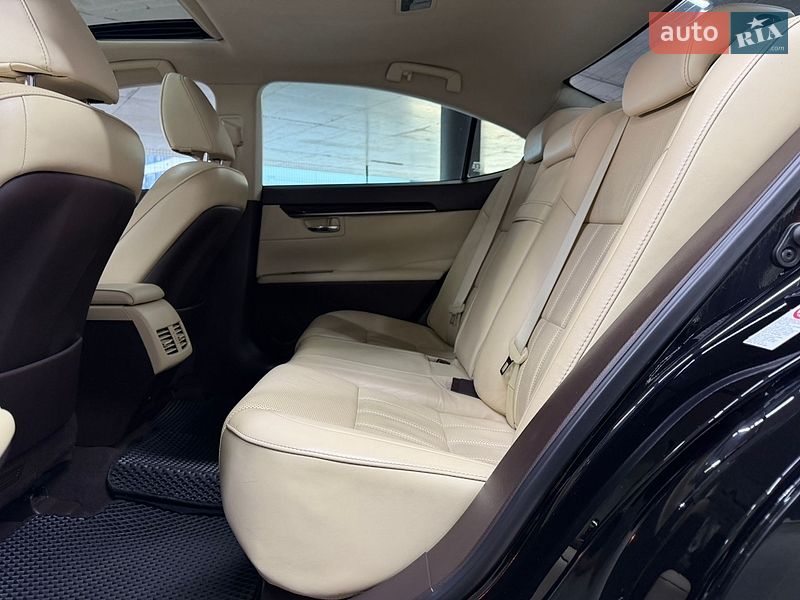 Седан Lexus ES 2018 в Одессе