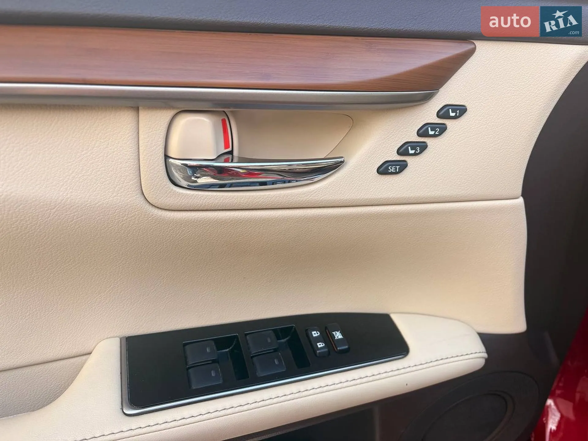 2018 Lexus ES - мініатюра 16