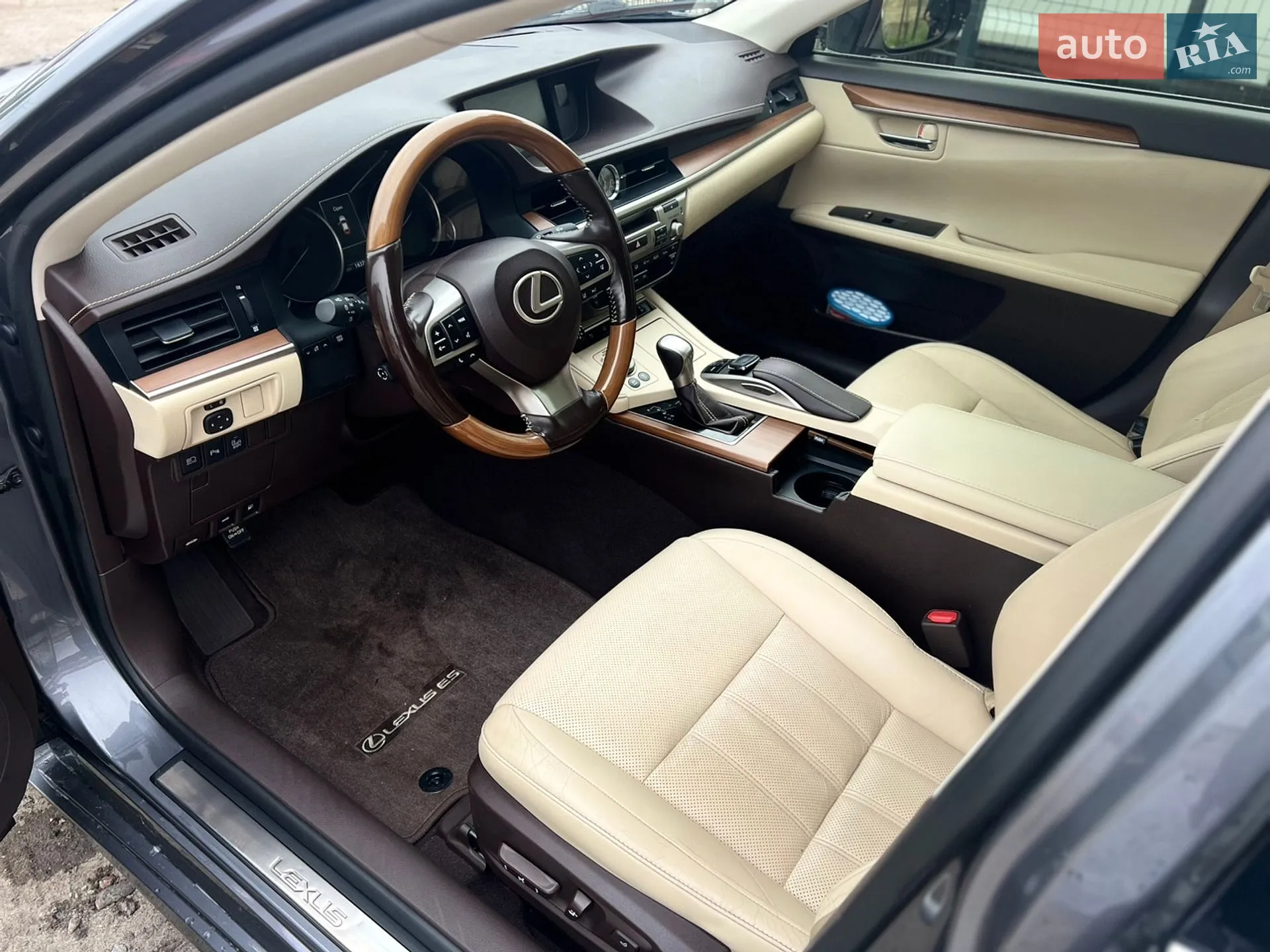 2017 Lexus ES - мініатюра 13