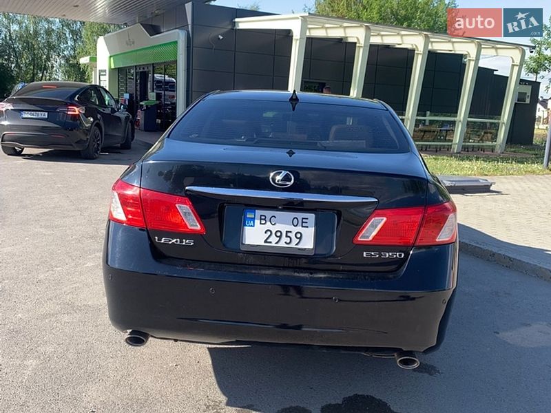 Седан Lexus ES 2007 в Мостиске