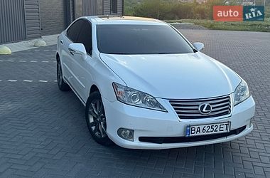Седан Lexus ES 2012 в Кропивницком