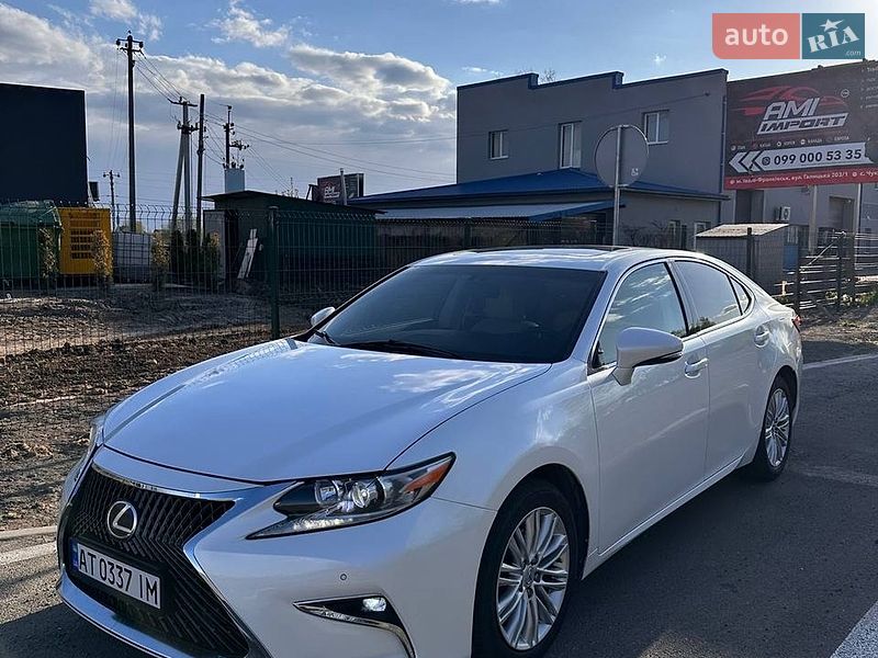 Седан Lexus ES 2016 в Івано-Франківську