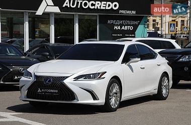 Седан Lexus ES 2021 в Харькове