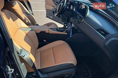 Седан Lexus ES 2023 в Києві