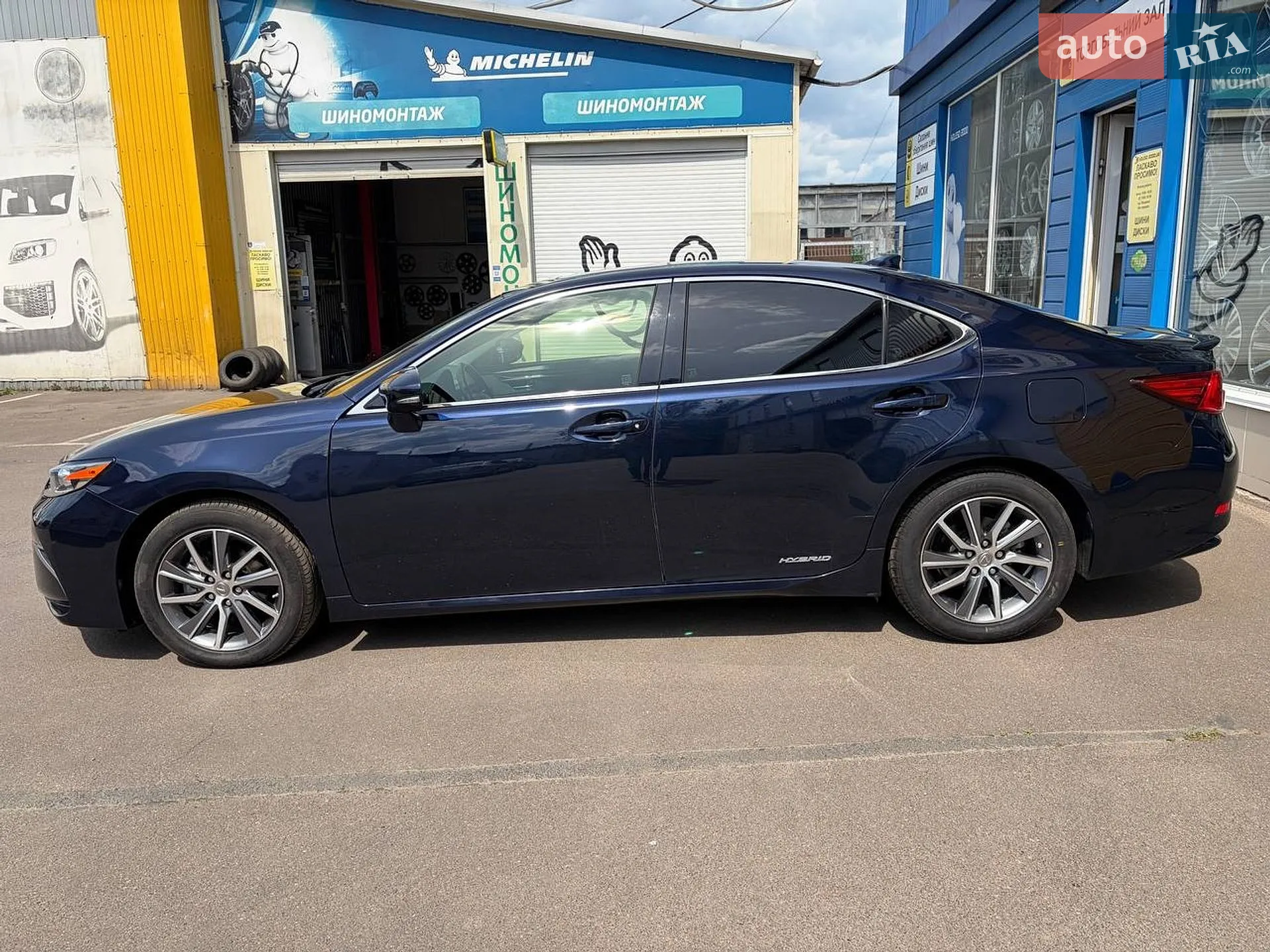 2017 Lexus ES - мініатюра 8