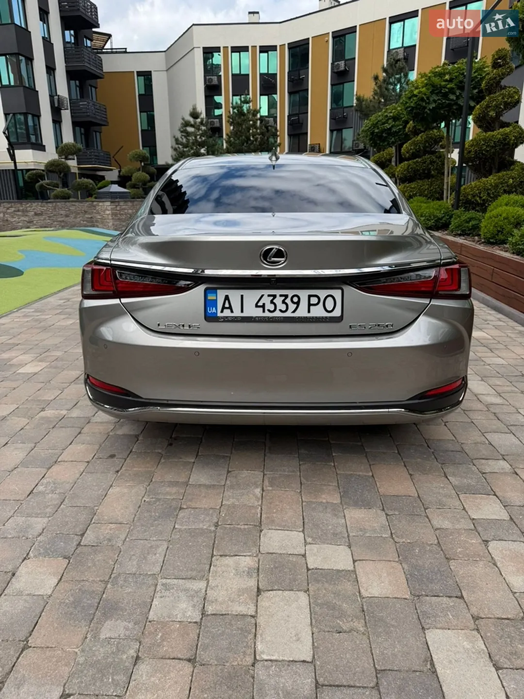 2021 Lexus ES - мініатюра 8