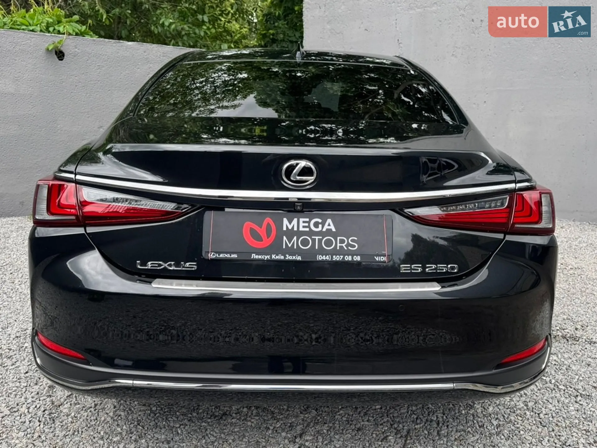 2020 Lexus ES - мініатюра 3