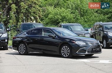 Седан Lexus ES 2022 в Харкові