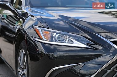 Седан Lexus ES 2022 в Харкові