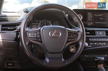 Седан Lexus ES 2022 в Харкові