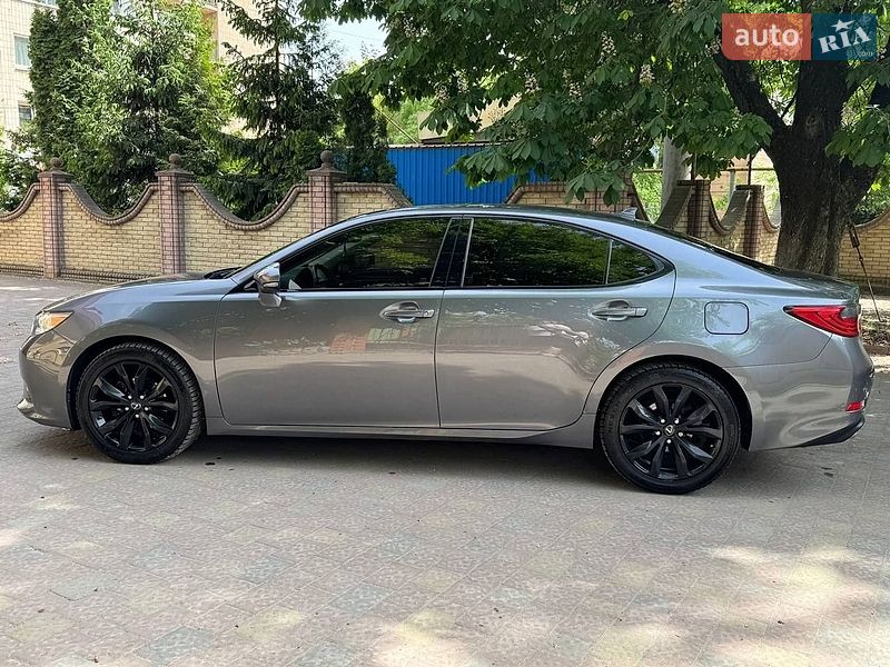 Седан Lexus ES 2012 в Тернополе фото 3 Седан Lexus ES 2012 в Тернополе