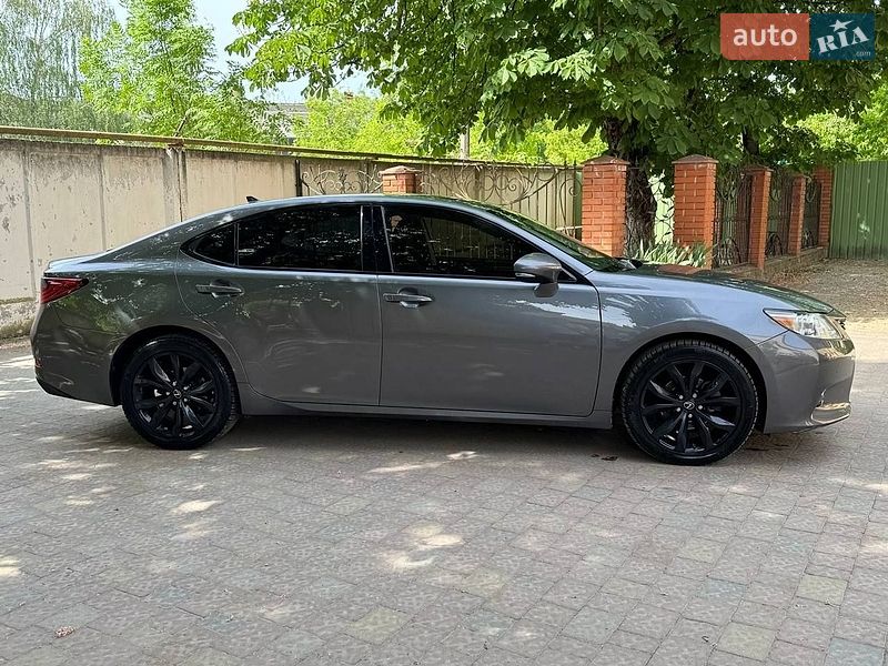 Седан Lexus ES 2012 в Тернополе фото 4 Седан Lexus ES 2012 в Тернополе