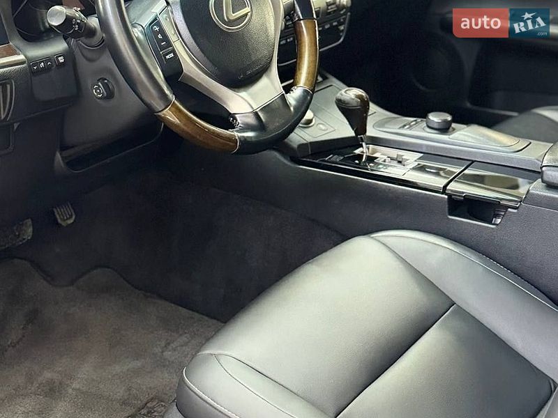 Седан Lexus ES 2012 в Тернополе фото 16 Седан Lexus ES 2012 в Тернополе