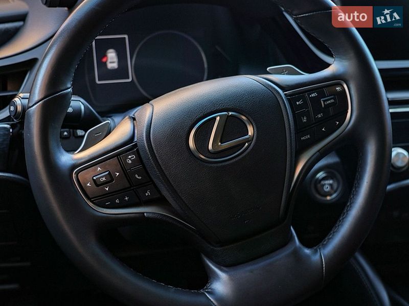 Седан Lexus ES 2024 в Одессе