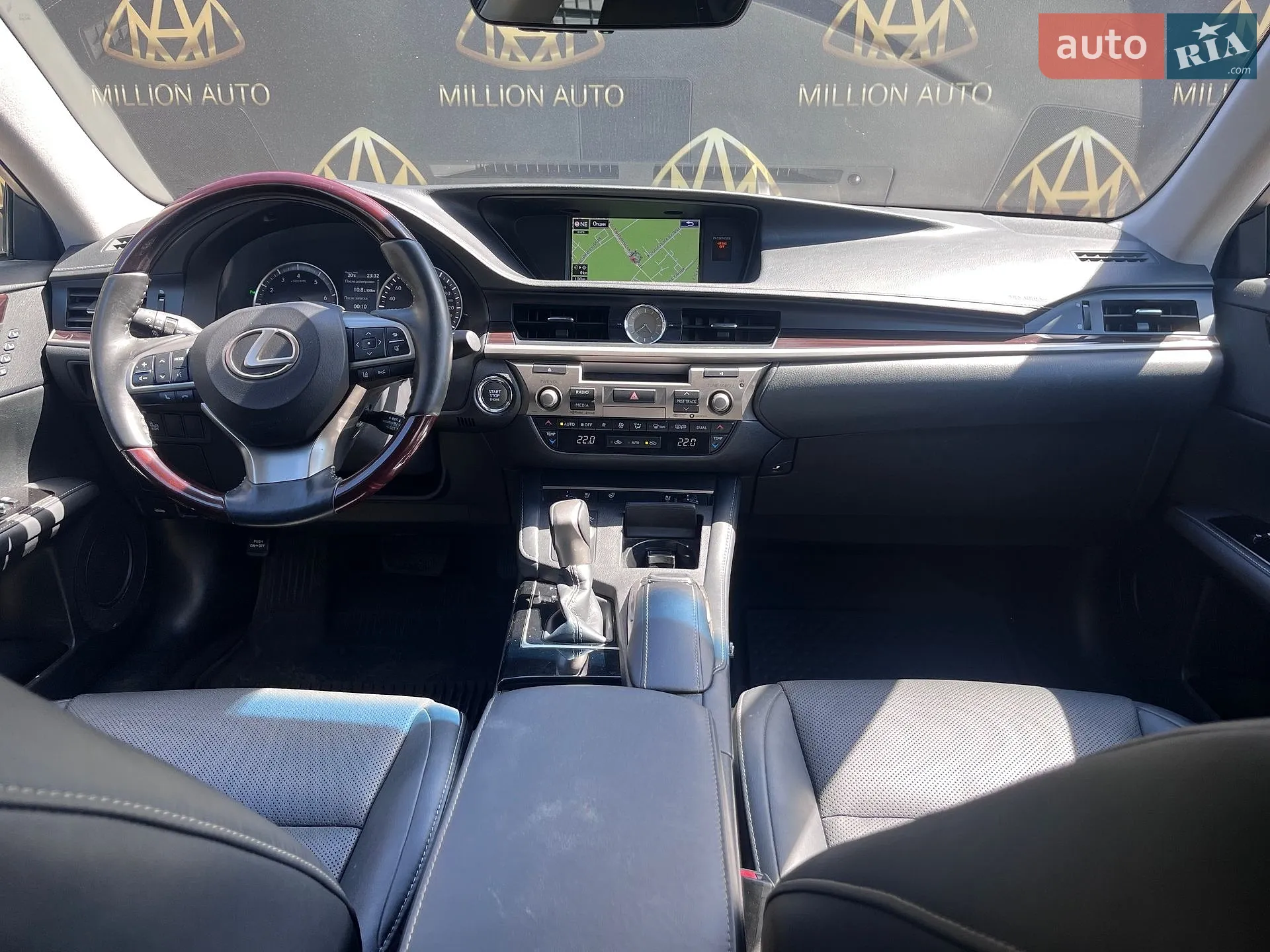 2018 Lexus ES - мініатюра 19